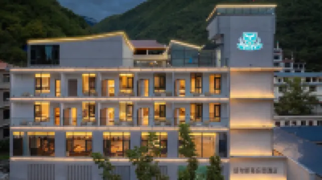 Heishui Noerski. Senyu Zhenxue | Forest Secret Mountain Wild Boutique Stay