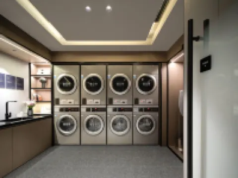 亞朵酒店（蘭州張掖路步行街省政府地鐵站）