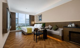 Minghe Dongyue Hotel (Zhengzhou Zhongmu Zhengkai Avenue)