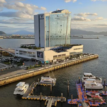 Yeosu Venezia Hotel & Suite Отели рядом с достопримечательностью «Остров Одонго»