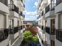Palette Hotel Seminyak Hotels near Double Six