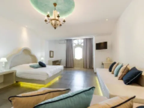 My Life Suites Hotels in Santorini