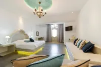 My Life Suites Hotels in Fira