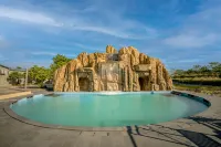 Yangchun Yunshan Green Lake Hot Spring Homestay - piscina