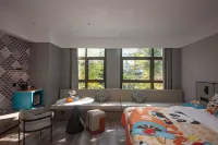 Borrman International Hotel (Anning Wuyue Plaza)