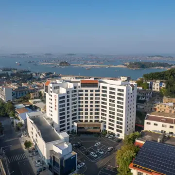 Orange Hotel (Dongshan Island Nanmenwan) Hotels near Double-Sided Sea Small Fishbone Sandbar