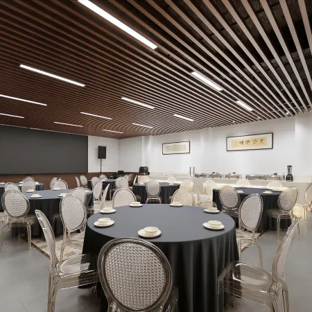 Yuan Yuan Holiday Hotel