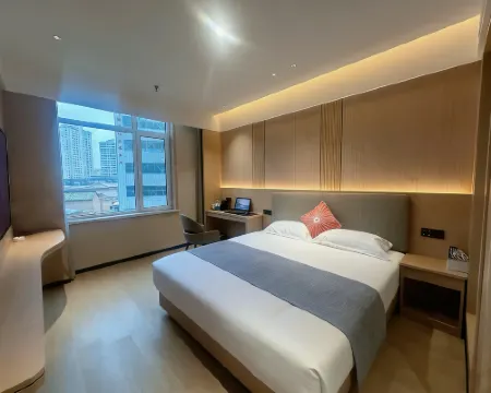 Yanhe Yunqi Business Hotel Hotels in Li County