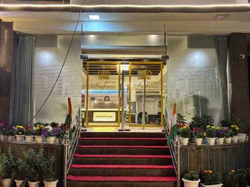 Hotel Impress BY RMR Hotels - Pet friendly