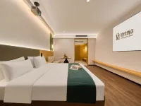 Changstay Hotel (Ningbo Railway Station Metro Branch)