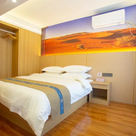 Cloud View Homestay (Burqin, Kanas Tower Bridge Branch）