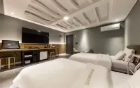 Mokpo New Ever Green Hotel
