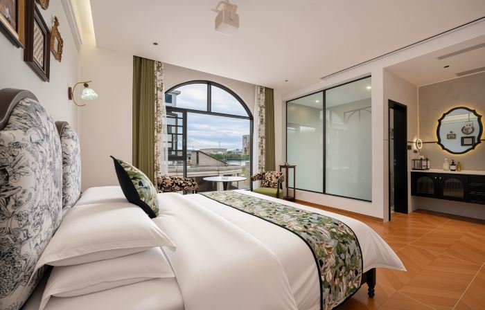 Miyou Smart Homestay (Xingyi Wanfenglin Airport South Railway Station)