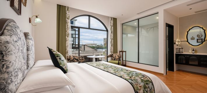 Miyou Smart Homestay (Xingyi Wanfenglin Airport South Railway Station) Hotels in Xingyi