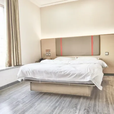 Pai Hotel (Nanning Binyang Square South Road)