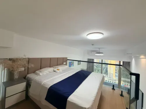 Shuhan High-altitude Audio & Video Hotel (Xinjian District Wuyue Plaza Store) - جديد