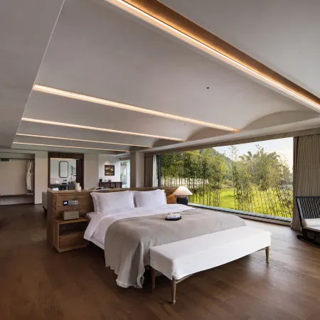 Yangshuo Shanli Shanwai • Secret Valley Resort Hotel (Near the Ten Mile Gallery and Yulong River)