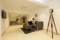Chembur Homeotel - Gagal Home