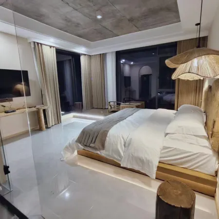 Jingxiu Lakeside Home Hotel