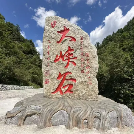 Fenghuang Grand Hotel
