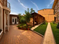Boston Hotel Tashkent - 2 ดาว