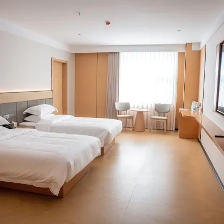 Huailai New Oriental Business Hotel