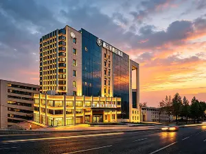 Holiday hotel Qiyunju(Lanzhou Zhongchuan International Airport Branch )