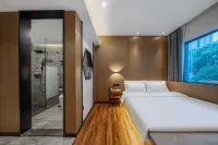 Lishe Hotel (Tianyi Square Town God's Temple Subway Station)