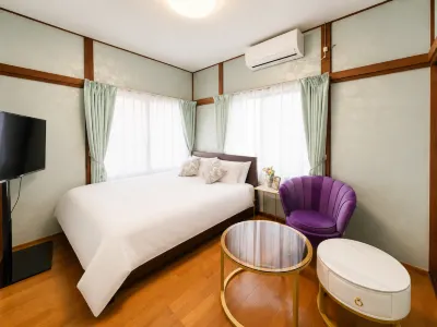 Shinjuku, 3min walk from Nishi-Shinjuku 5-chome Sta, 3min Shinjuku Sta Switch, Wi-Fi ,Pocketwi-Fi Hotels in Shinjuku Area