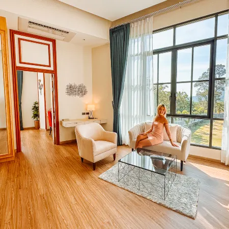 Grand Lord Hotel & Residence