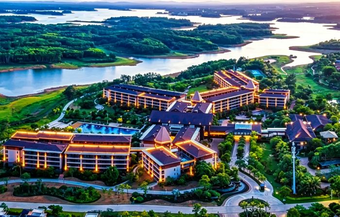 Noble Lake Hotel  Hainan