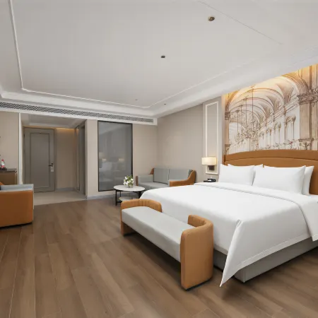 Vienna International Hotel (Yongkang Street Xinyuan School Metro Station Branch)