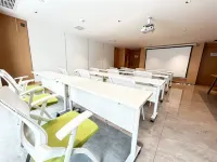 Urba S Hotel (Xi'an Xianyang International Airport Branch) - Business