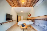 Jinyuan Mountain Residence - parking