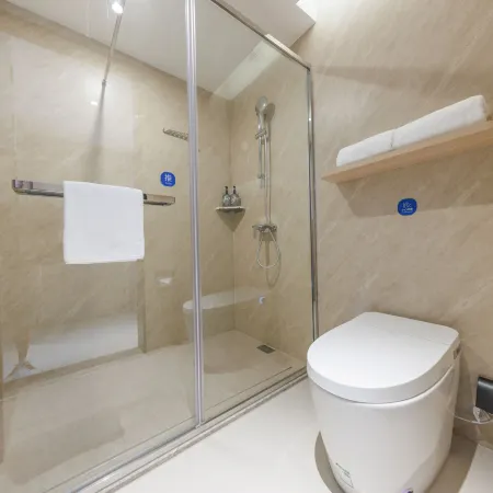 Homeinn · neo Hotel (Zhenjiang Xijindu)