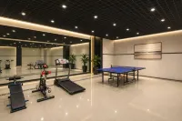 Bindao Holiday Inn(Tanggu Commercial Center Store, Binhai New Area) - Airport Shuttle