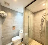 Jingdian E-Sports Hotel (Ji'an Station · Binjiang Ecological Park Branch) - 2성급