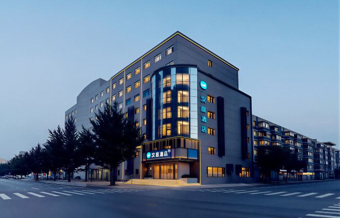 Home Inn (Jinzhou Jiefang Road Linghe Night Market Branch)