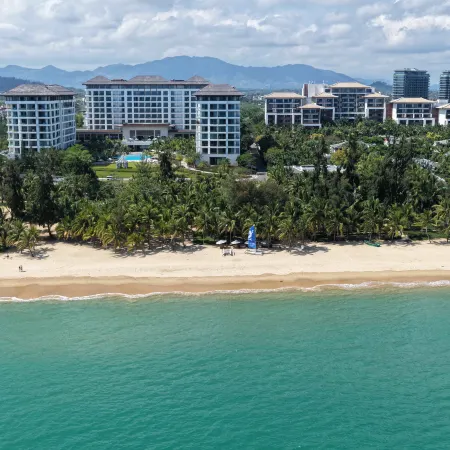 The Mermoon Resort Hainan Tufu Bay,Tapestry Collection by Hilton