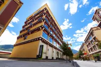 Ari Hotel - 3-Star