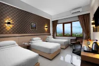 Lombok Raya Hotel - 4-Star