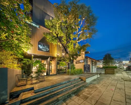 เวสทอรี่ โฮสเทล โรงแรมใกล้ถนนคนเดิน ปากแพรก