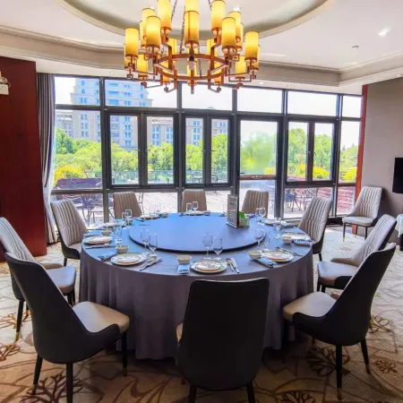 Rhine Hotel