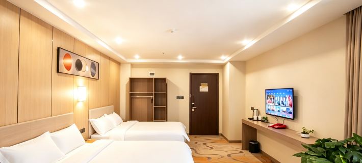 Gloria City Hotel Các khách sạn ở Đại Dã