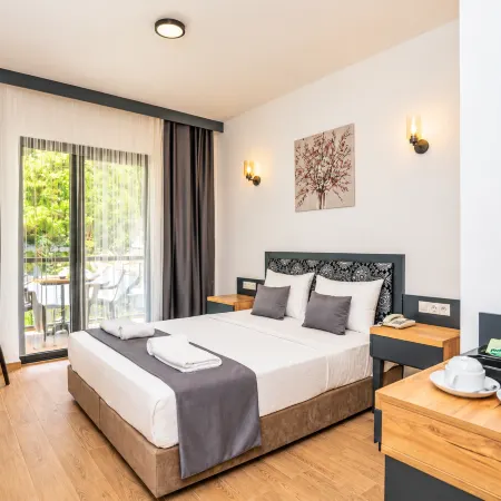 Marmaris Kensington Green