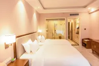 Cezanne Manor Hotel & Resort