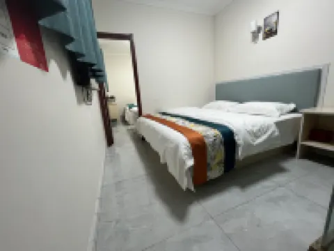 Jiaozhou Hongshun Hotel (Jiaodong International Airport Branch)