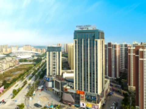 Changrong Haoyi Hotel (Qinzhou East Railway Station World Trade Plaza) Hotels near Qinzhoudong Railway Station