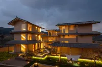 October Wild Luxury Villa Hotel