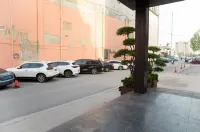 Homeinn · neo (Changge Changshe East Road) - parking